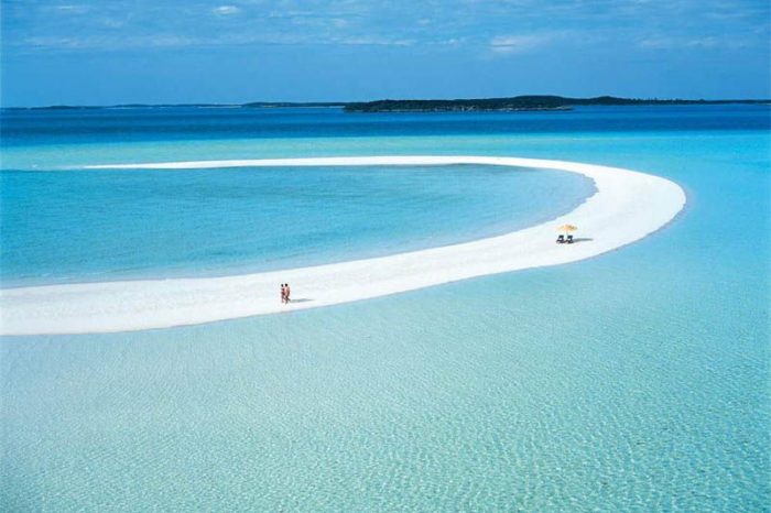 Musha Bay & the Islands of Copperfield Bay, Exumas (Bahamas)